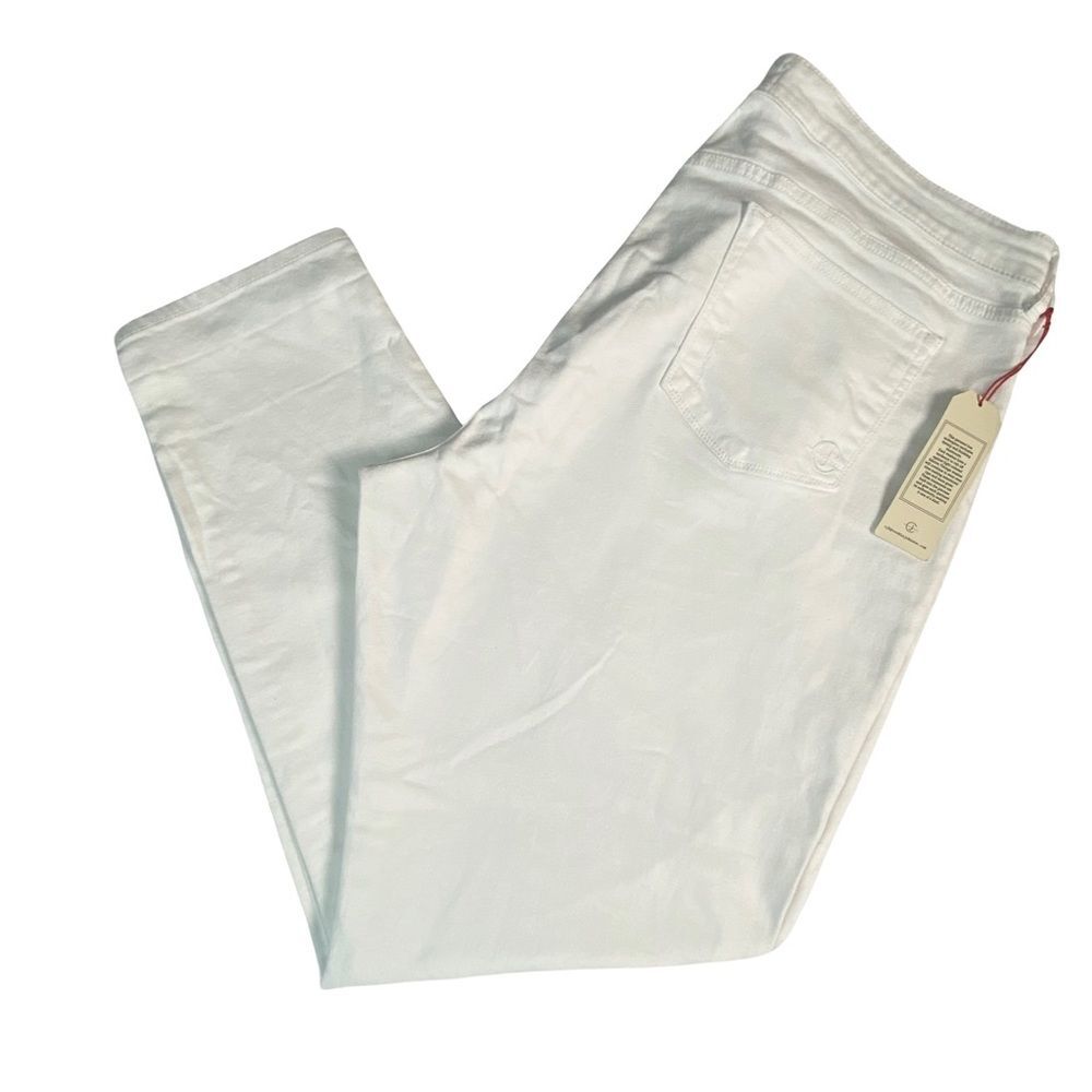 CJ by Cookie Johnson Glory Slim Boyfriend Jeans White NWT Size 18W